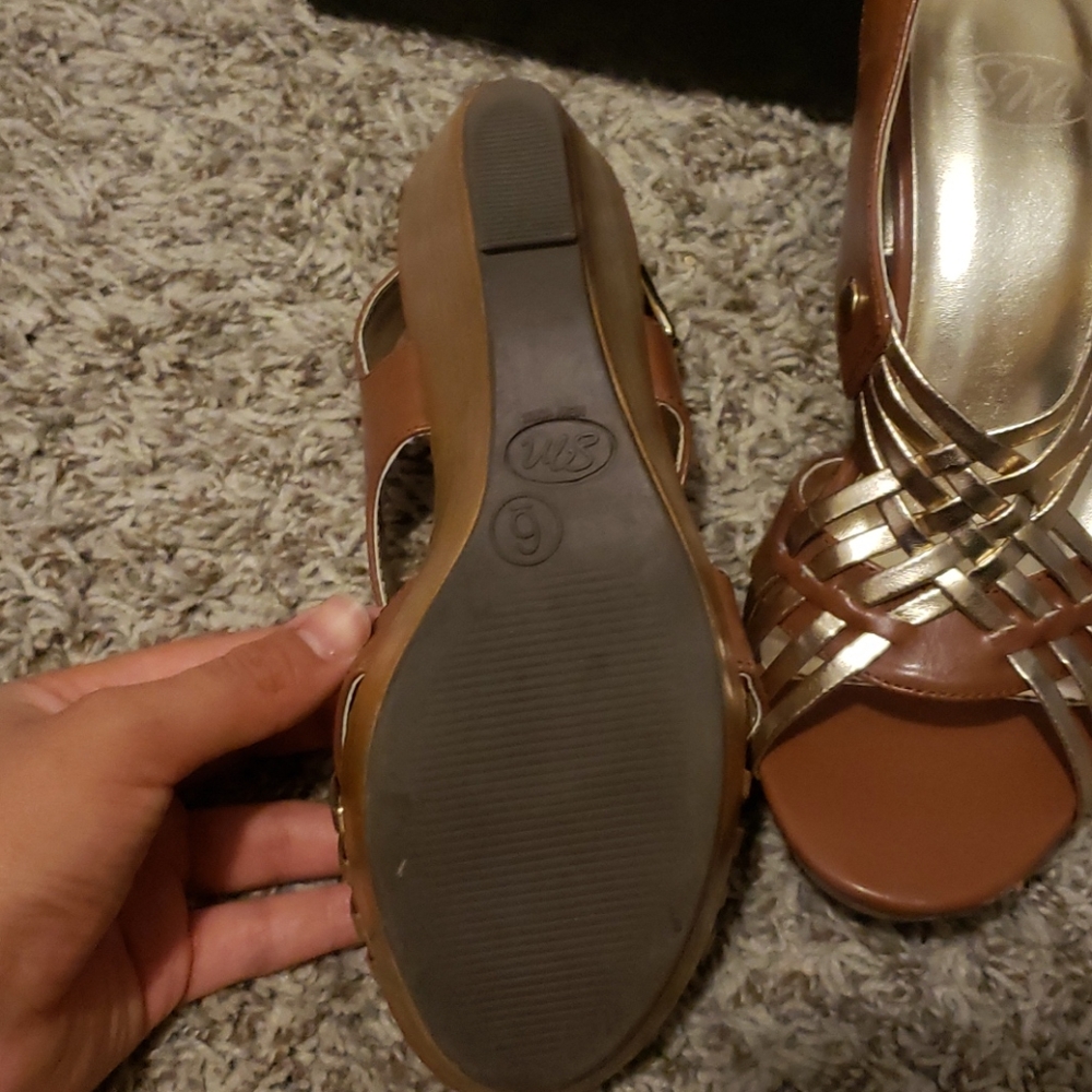 Wedges - Picture 3 of 5